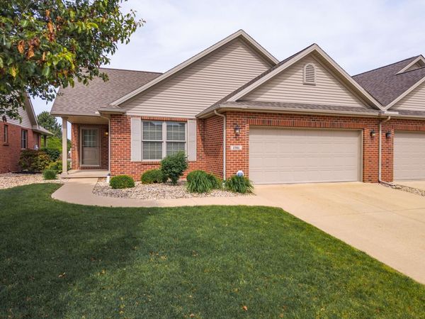1761 Lockspur Way , Normal, IL 61761