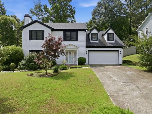 310 Crescentview Court , Lawrenceville, GA 30044