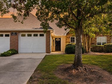 2521 Gordon Glen Court, Unit 102, Raleigh, NC 27617