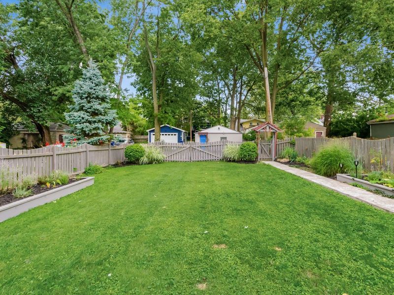 146 W North Broadway, Columbus, OH 43214 Photo 48