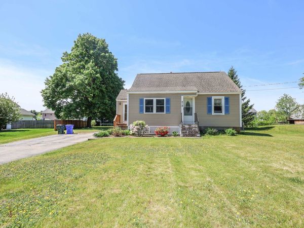 419 Cohas Avenue, Manchester, NH 03109