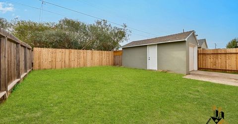 5112-5114 Gordon Dr, Sacramento, CA 95824 Photo