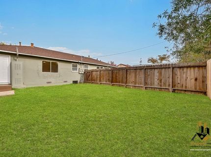 5112-5114 Gordon Dr, Sacramento, CA 95824 Photo