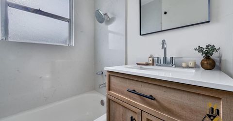 5112-5114 Gordon Dr, Sacramento, CA 95824 Photo