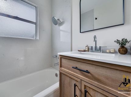 5112-5114 Gordon Dr, Sacramento, CA 95824 Photo