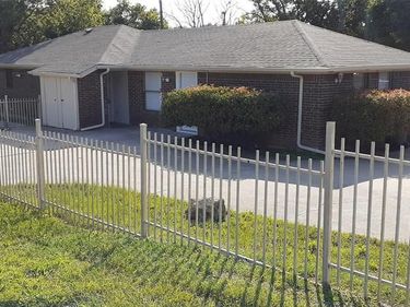 2801 19th Street, Unit B, Fort Worth, TX 76106