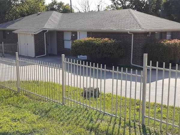 2801 19th Street, Unit B, Fort Worth, TX 76106