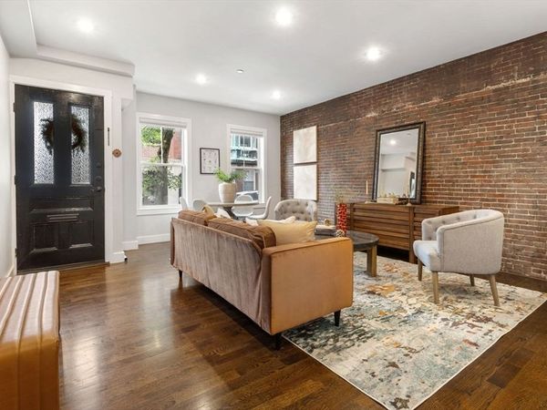 62-64 Elm St, Unit 1, Boston, MA 02129