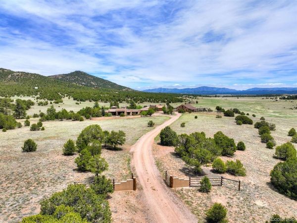 1328 Roundup Road , Westcliffe, CO 81252