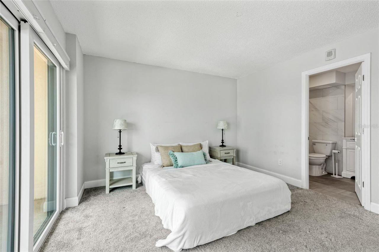 51 Island Way, Unit 411, Clearwater Beach, FL 33767 Photo