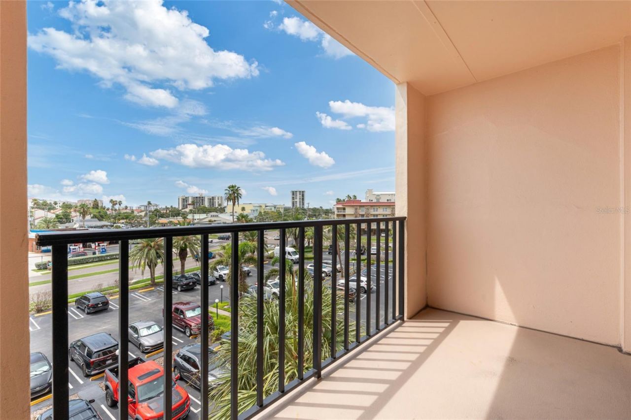 51 Island Way, Unit 411, Clearwater Beach, FL 33767 Photo