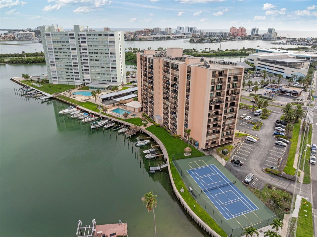 51 Island Way, Unit 411, Clearwater Beach, FL 33767 Photo