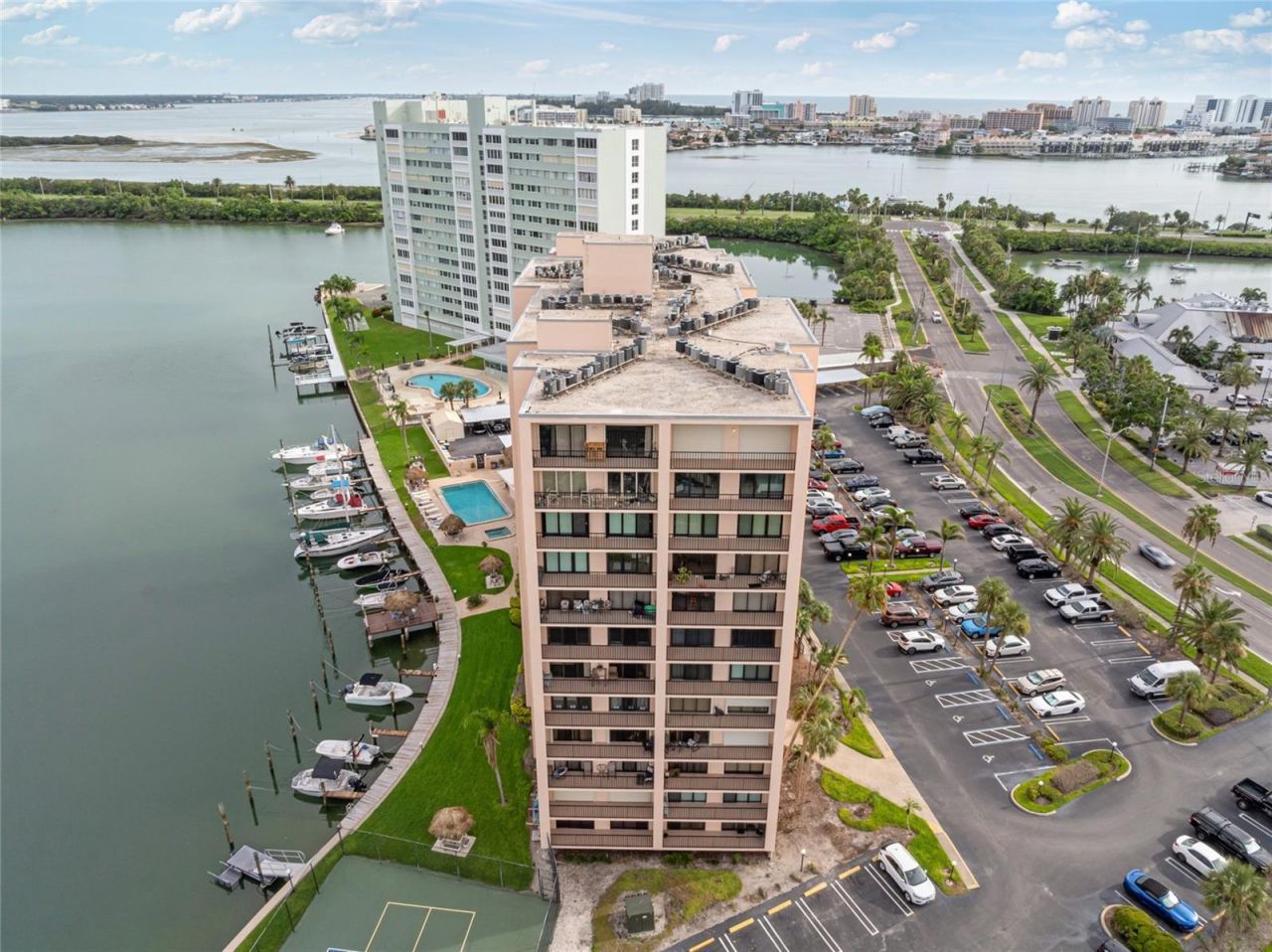 51 Island Way, Unit 411, Clearwater Beach, FL 33767 Photo