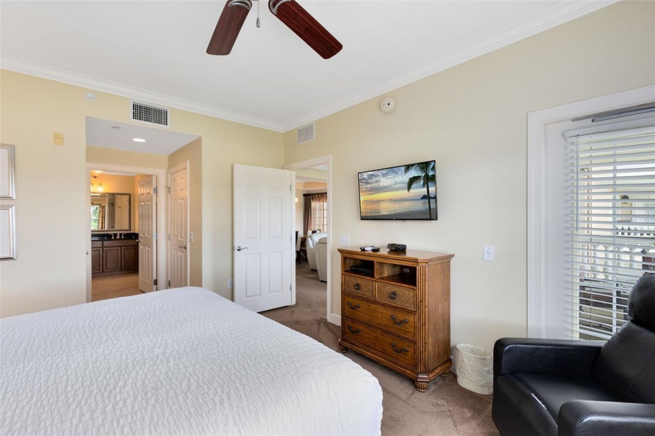 1360 Centre Court Ridge Drive, Unit 201, Reunion, FL 34747 Photo
