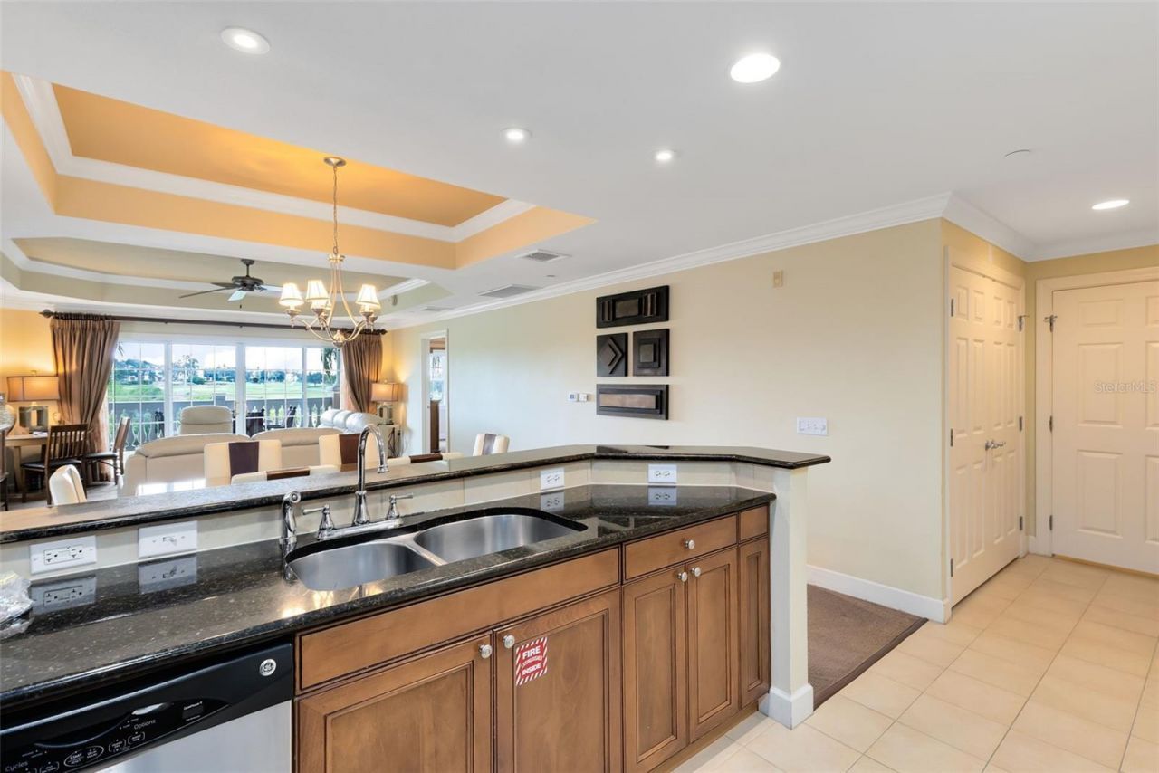 1360 Centre Court Ridge Drive, Unit 201, Reunion, FL 34747 Photo