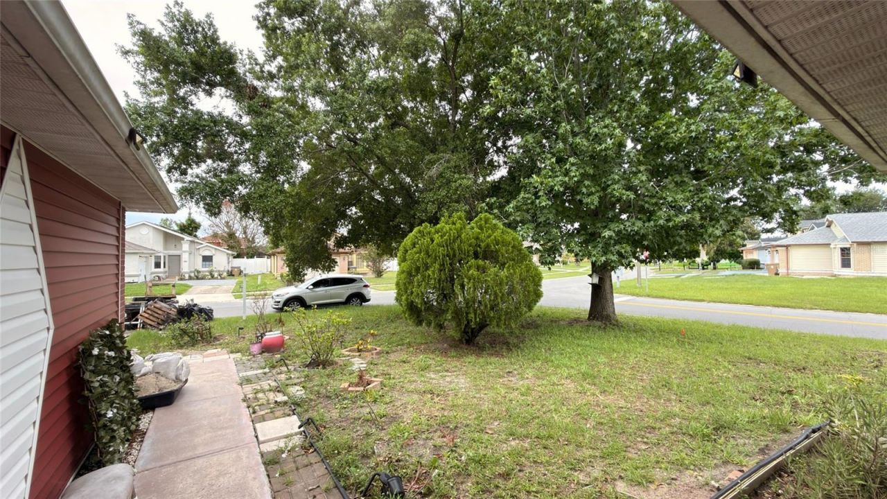 187 Pinewood Circle, Kissimmee, FL 34743 Photo