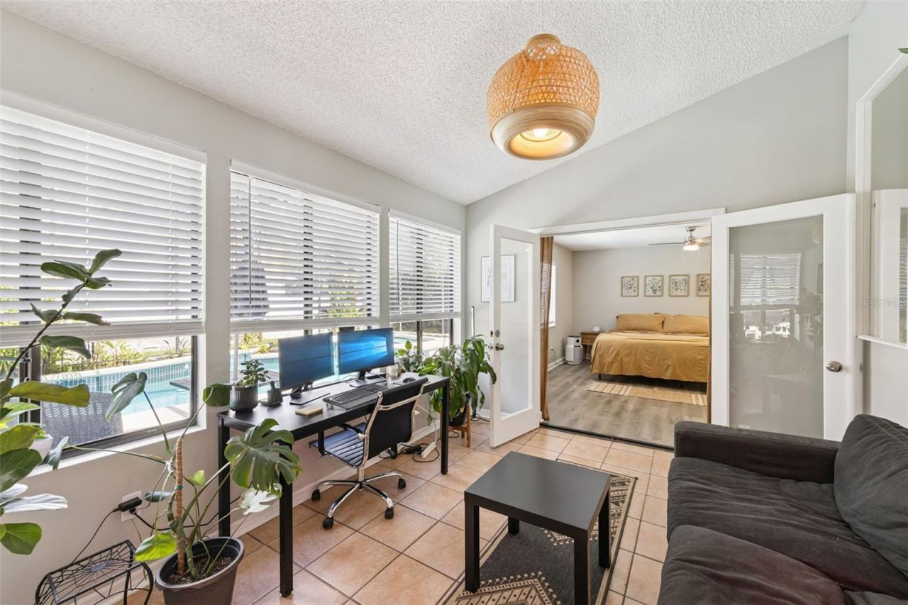 8617 Amber Oak Court, Orlando, FL 32817 Photo