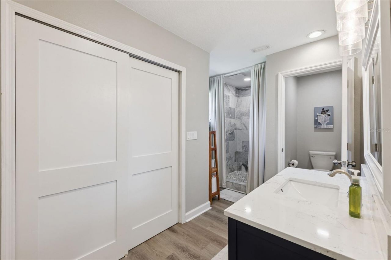 8617 Amber Oak Court, Orlando, FL 32817 Photo