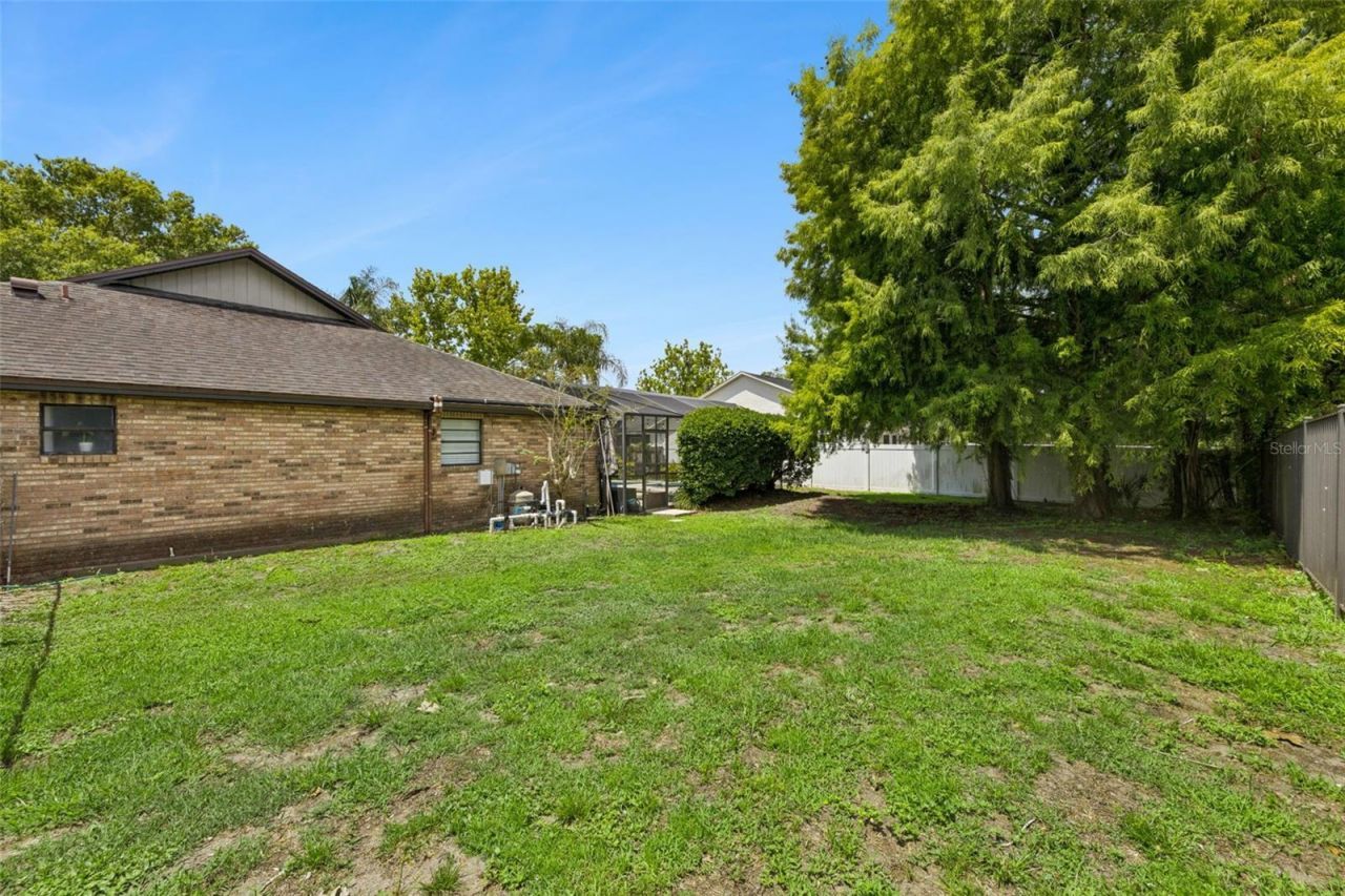 8617 Amber Oak Court, Orlando, FL 32817 Photo
