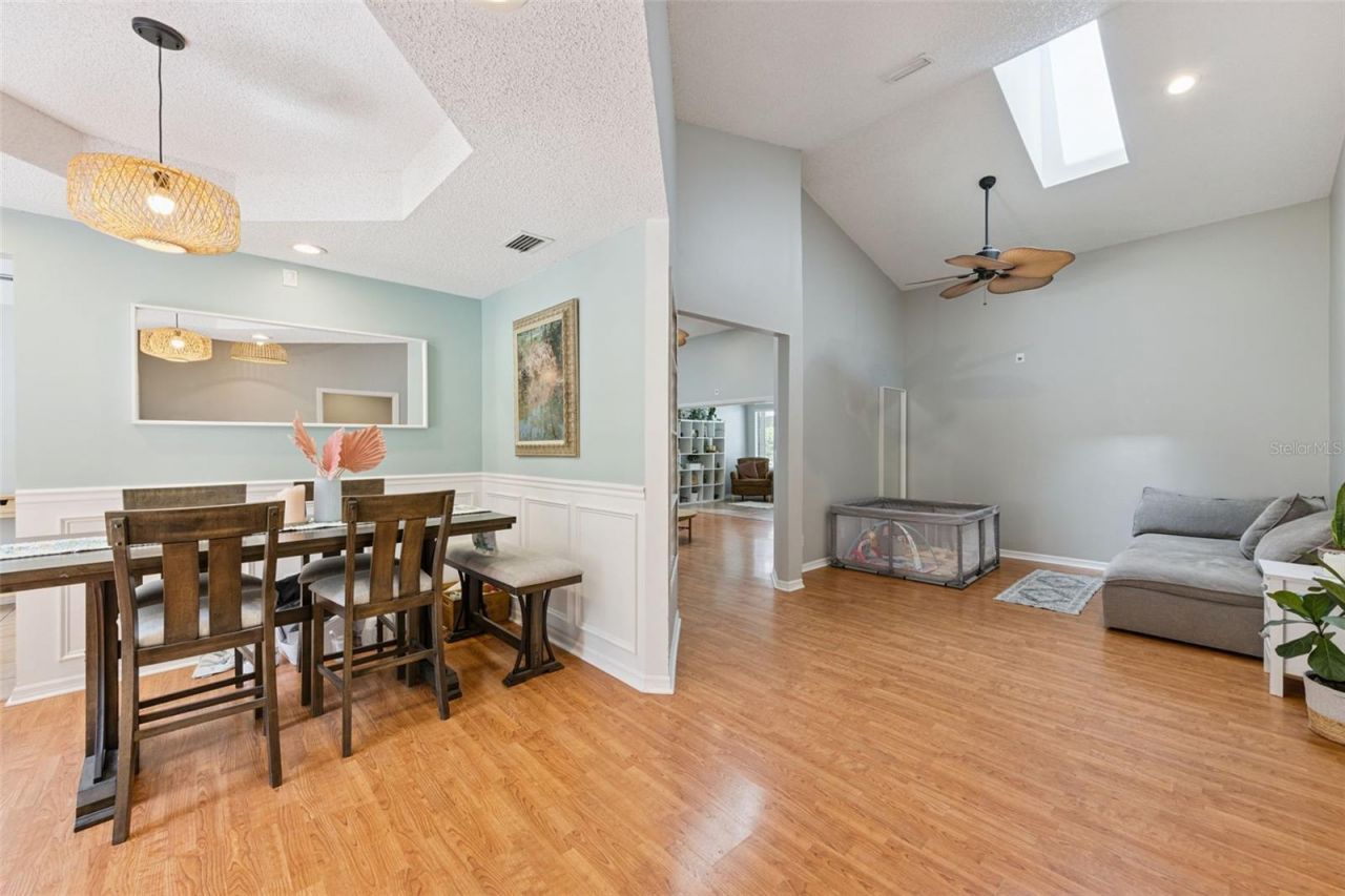 8617 Amber Oak Court, Orlando, FL 32817 Photo