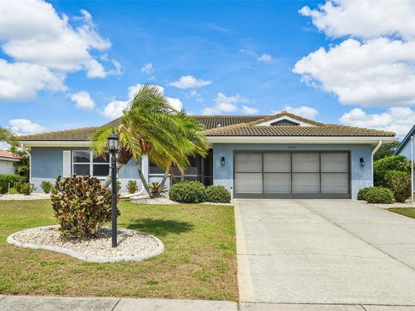 2025 NEW BEDFORD DRIVE , SUN CITY CENTER, FL 33573