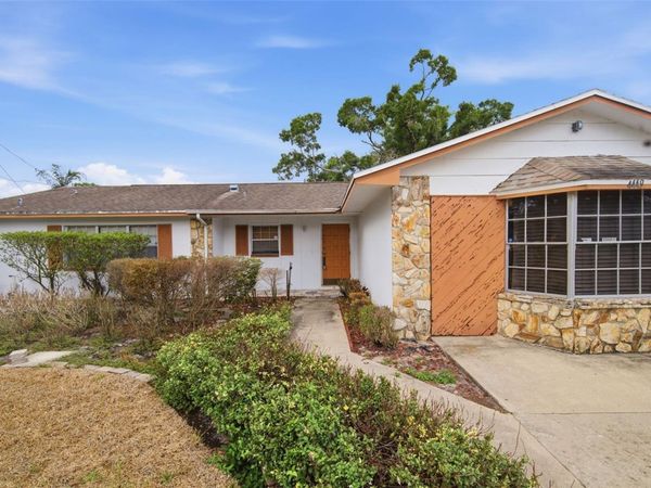 4449 TARPON DRIVE , TAMPA, FL 33617