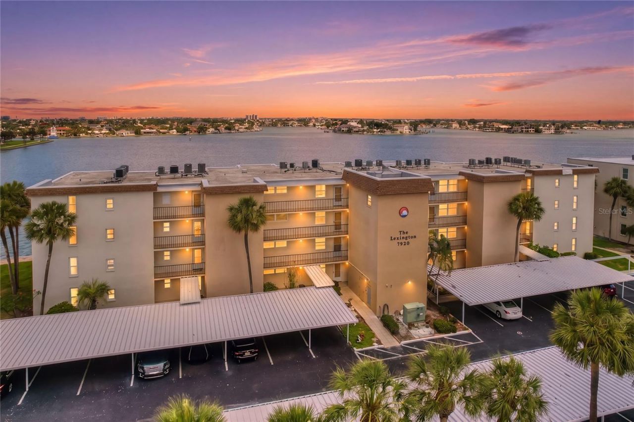 7920 Sun Island Drive S, Unit 202, South Pasadena, FL 33707 Photo