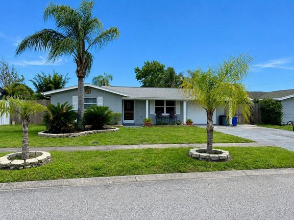 5144 CHIME WAY , HOLIDAY, FL 34690