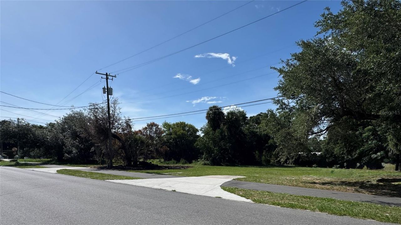 41 E Michael Gladden Boulevard, Apopka, FL 32703 Photo