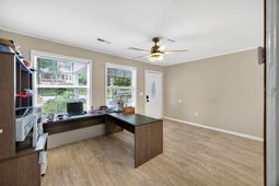 4630 Oakwood Avenue photo 4
