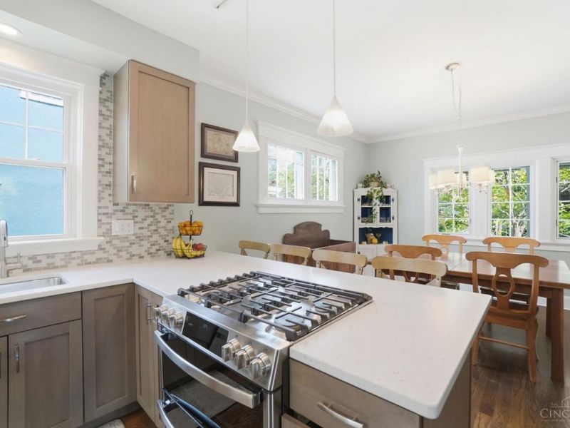 1325 Edwards Road, Cincinnati, OH 45208 Photo 13