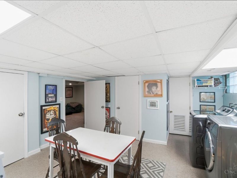 1325 Edwards Road, Cincinnati, OH 45208 Photo 25