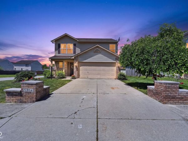 5304 Alameda Road , Indianapolis, IN 46228