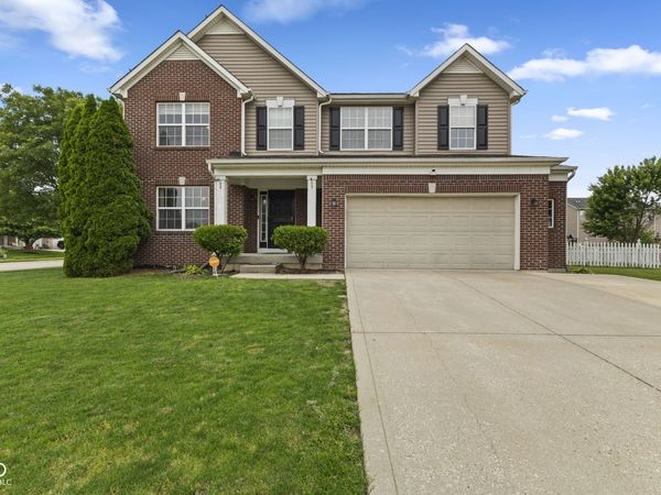 1318 Silvermere Drive , Indianapolis, IN 46239