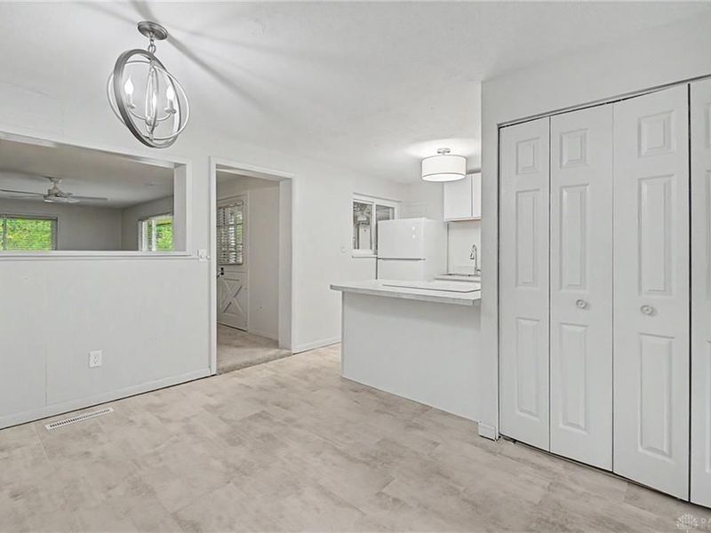 5224 Mariner Drive, Huber Heights, OH 45424 Photo 11