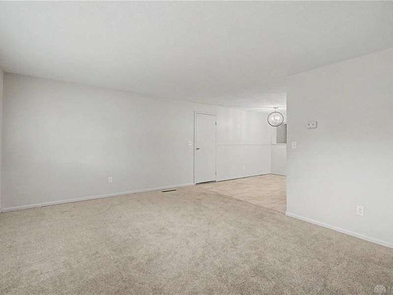 5224 Mariner Drive, Huber Heights, OH 45424 Photo 9