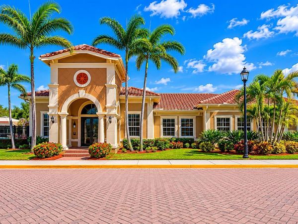 9064 Plymouth Place, Unit 9064, Tamarac, FL 33321