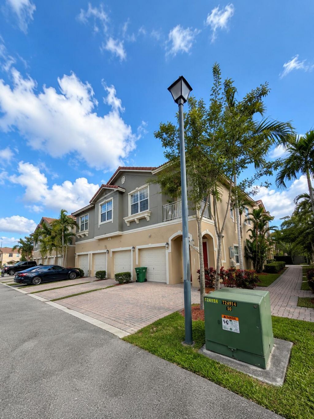 9064 Plymouth Place, Unit 9064, Tamarac, FL 33321 Photo