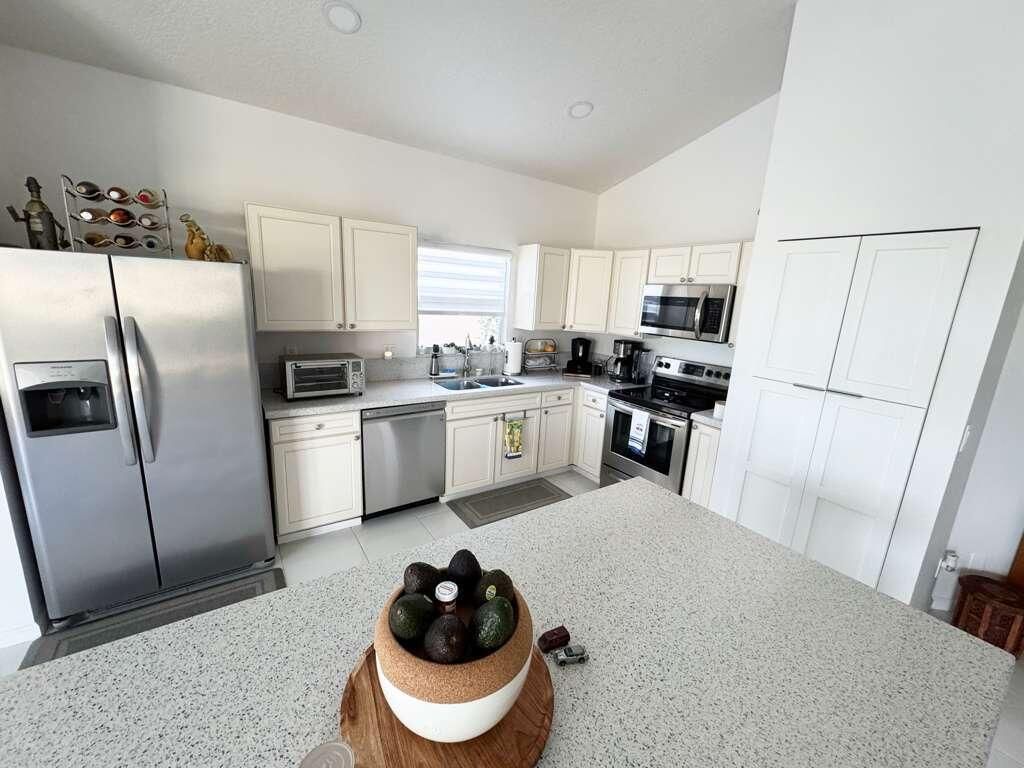 109 Derby Lane, Royal Palm Beach, FL 33411 Photo