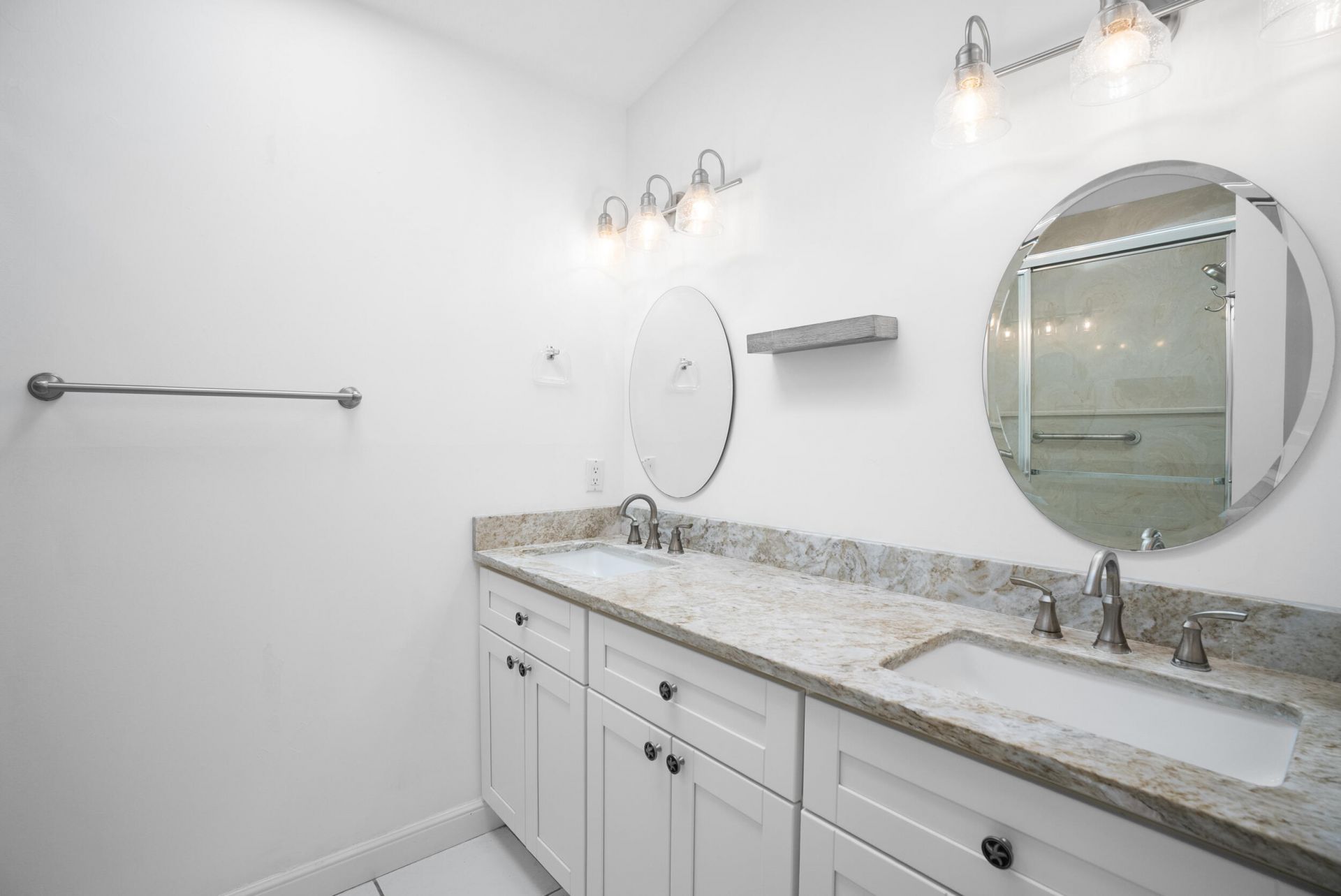 2735 SW Mariposa Circle, Palm City, FL 34990 Photo