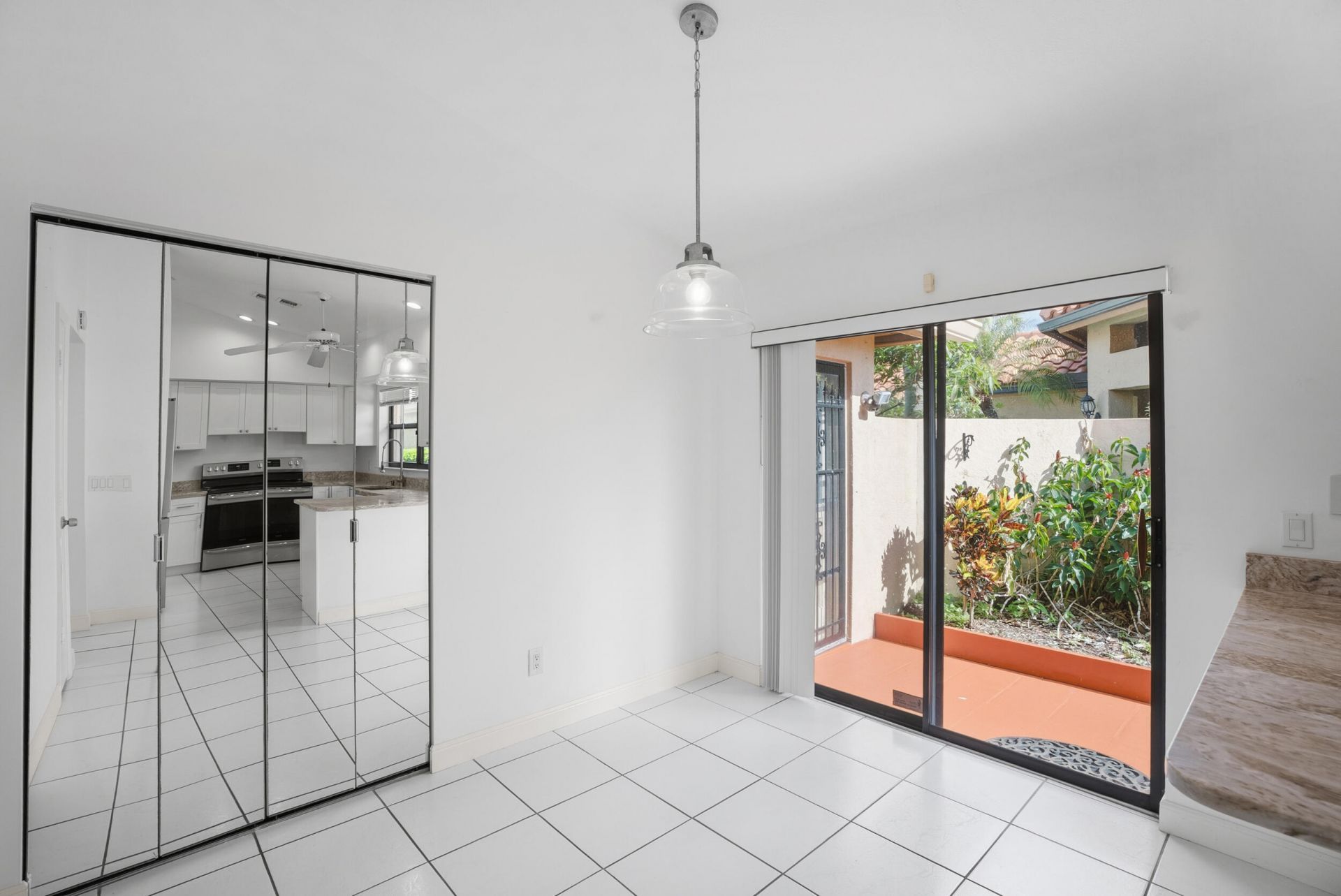 2735 SW Mariposa Circle, Palm City, FL 34990 Photo