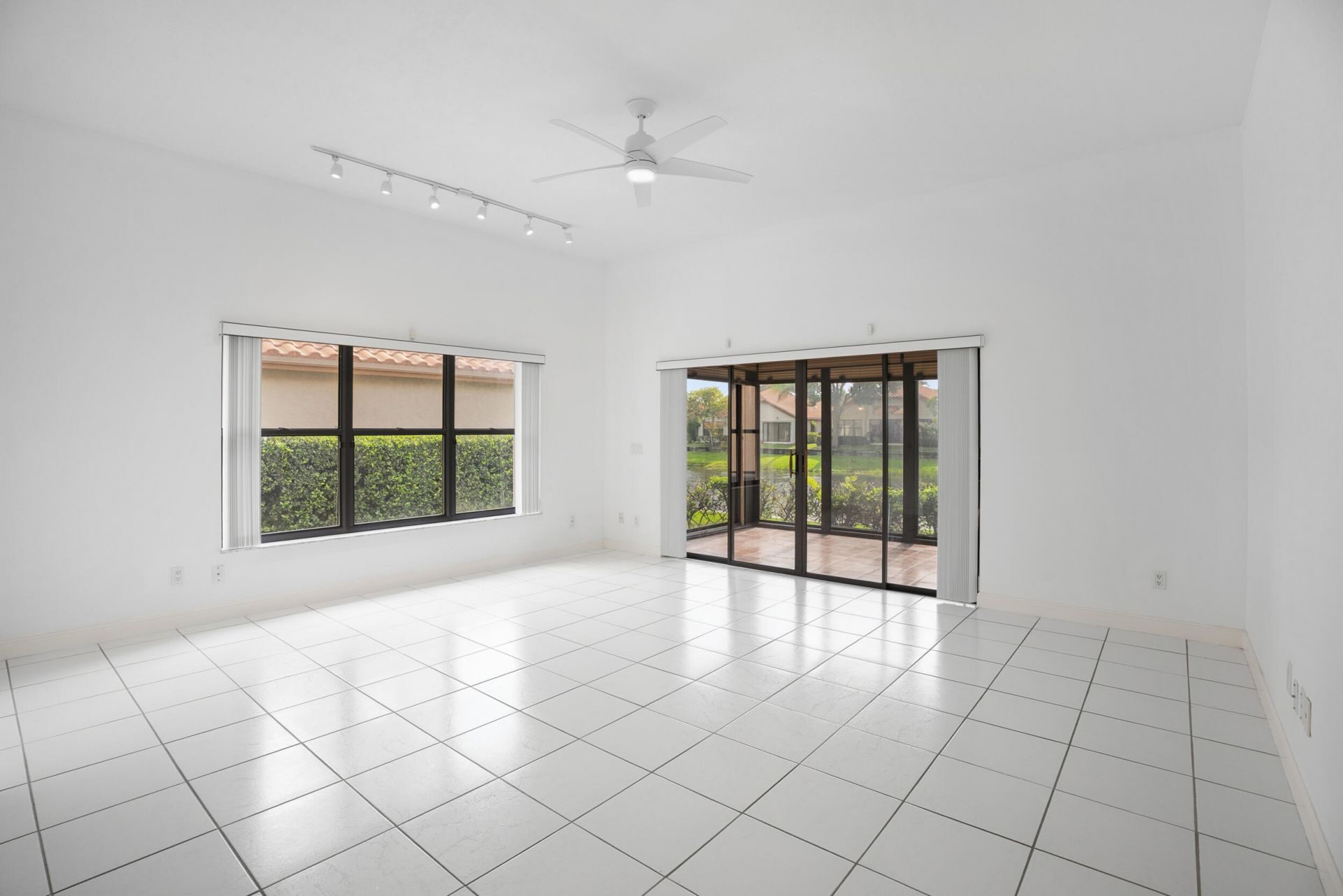 2735 SW Mariposa Circle, Palm City, FL 34990 Photo