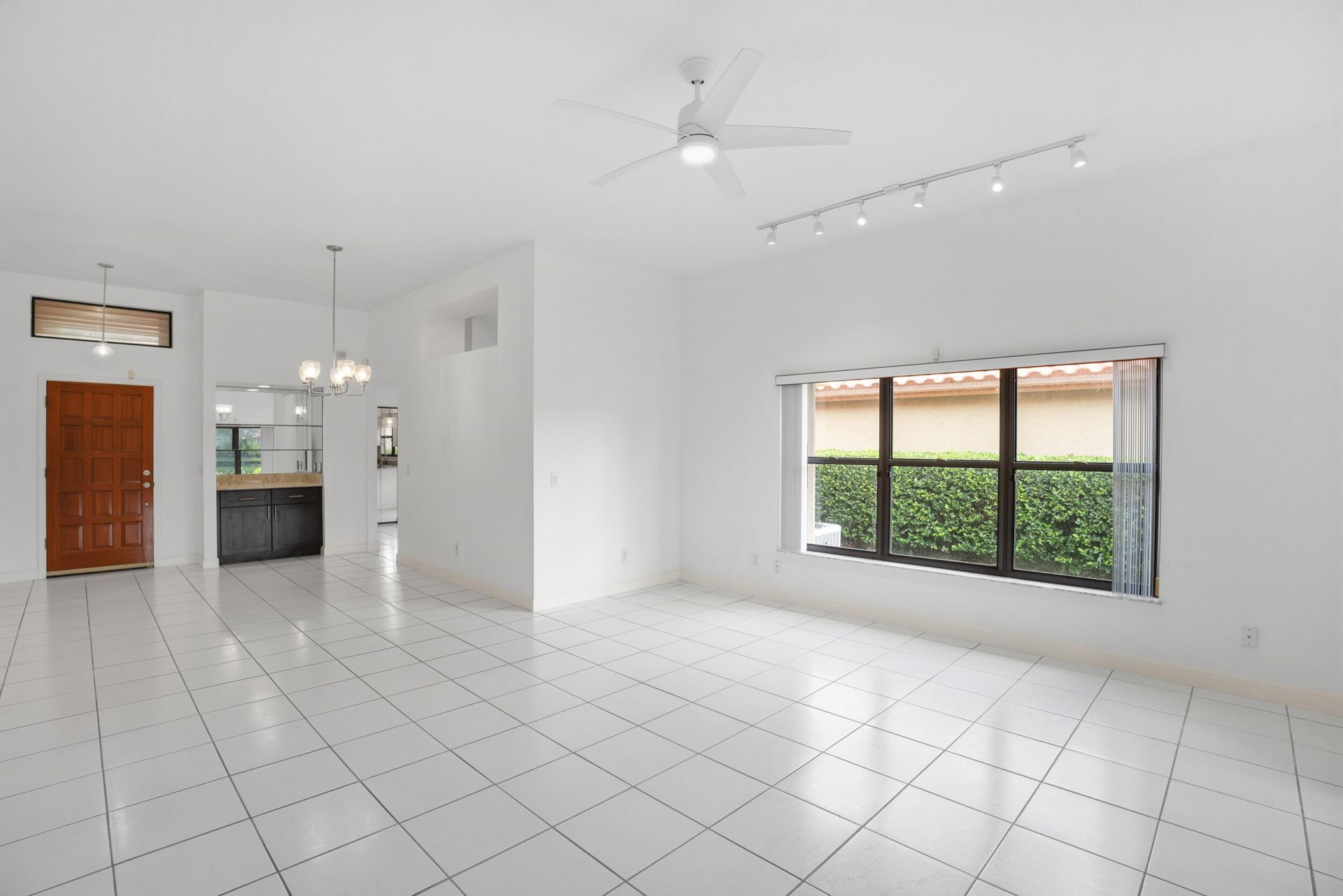 2735 SW Mariposa Circle, Palm City, FL 34990 Photo