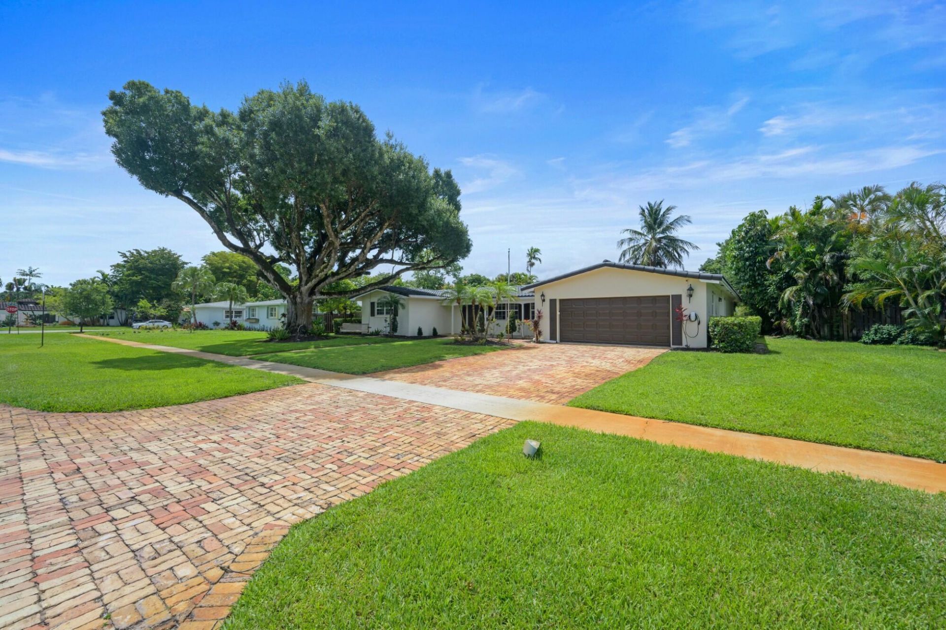 6850 NW 7th Street, Plantation, FL 33317 Photo