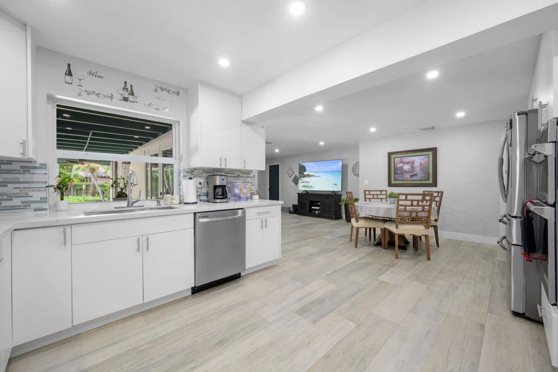 6850 NW 7th Street, Plantation, FL 33317 Photo
