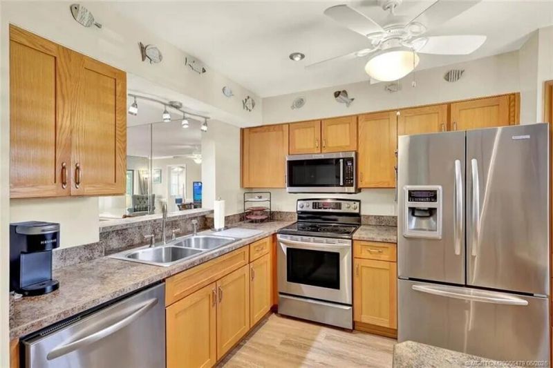 1950 SW Palm City Road, Unit 2-102, Stuart, FL 34994 Photo