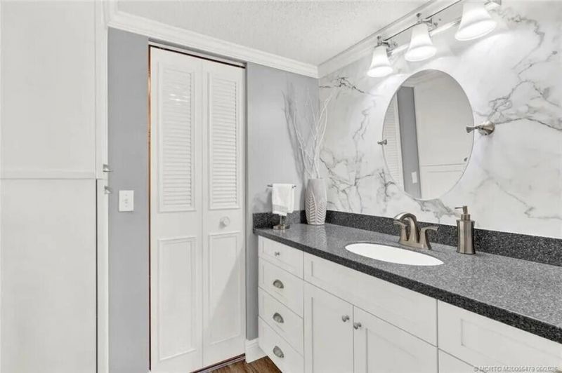 1950 SW Palm City Road, Unit 2-102, Stuart, FL 34994 Photo