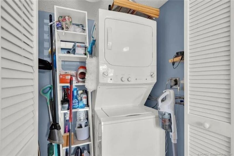 1950 SW Palm City Road, Unit 2-102, Stuart, FL 34994 Photo