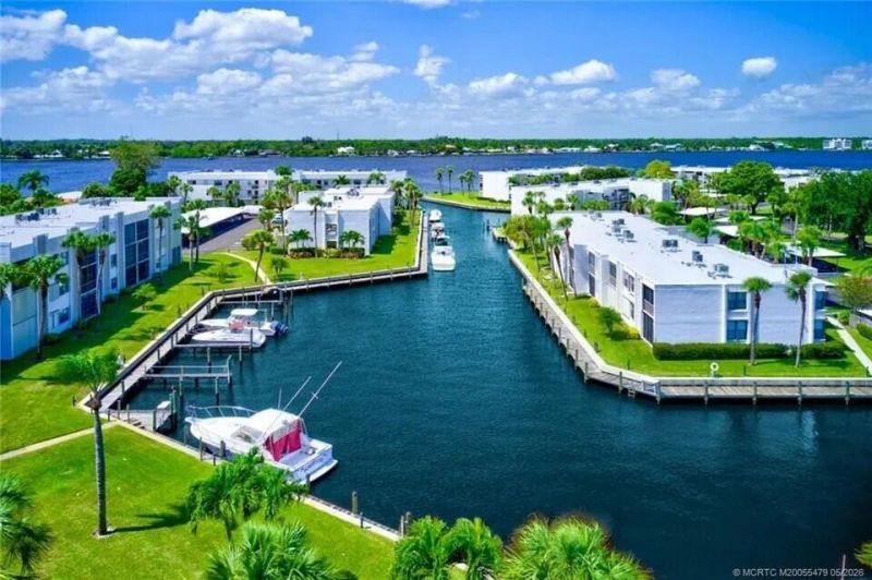 1950 SW Palm City Road, Unit 2-102, Stuart, FL 34994 Photo