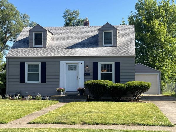 2427 Corby Boulevard, South Bend, IN 46615